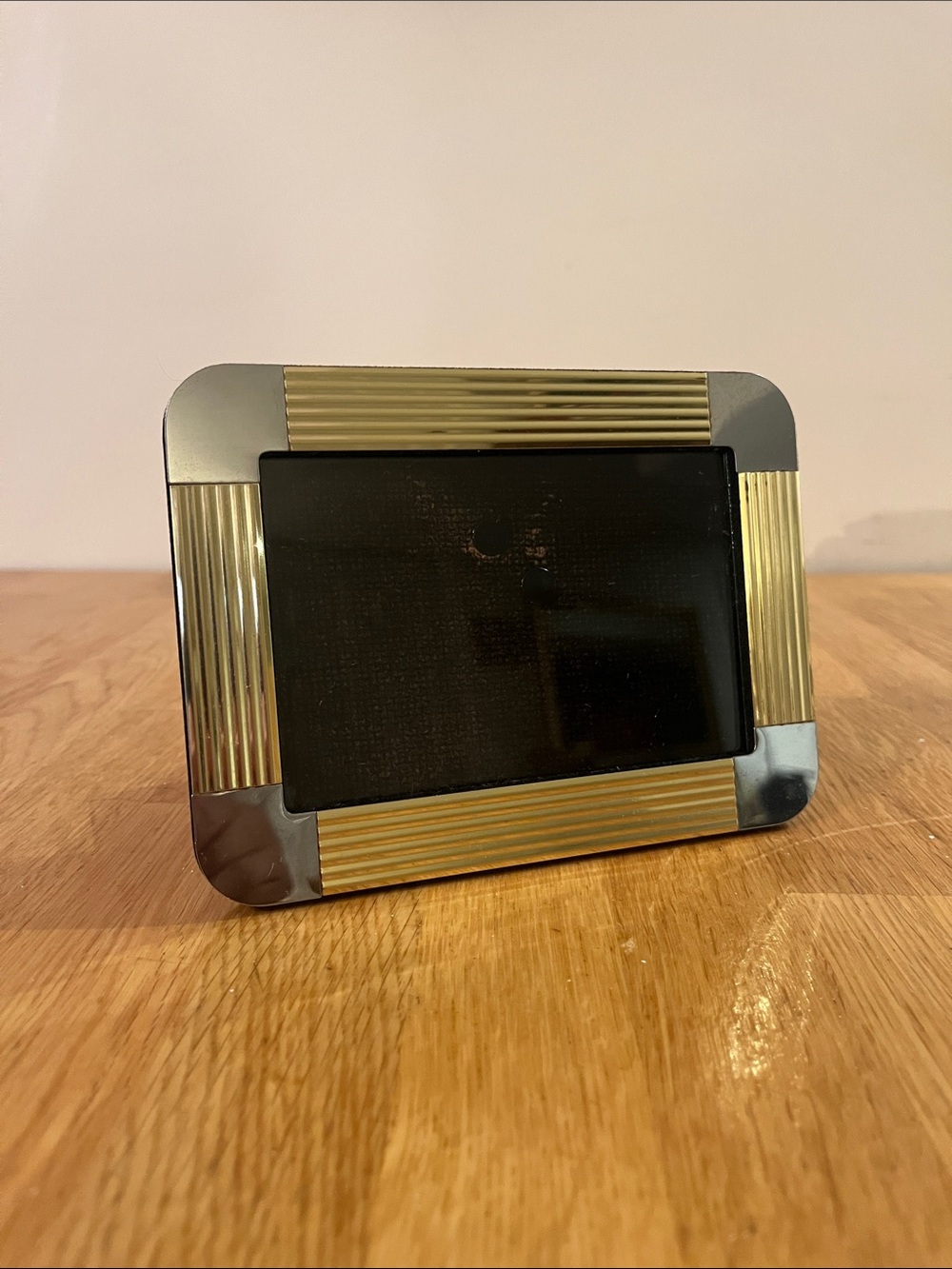 Metallic Photo Frame - Picture 2 of 3